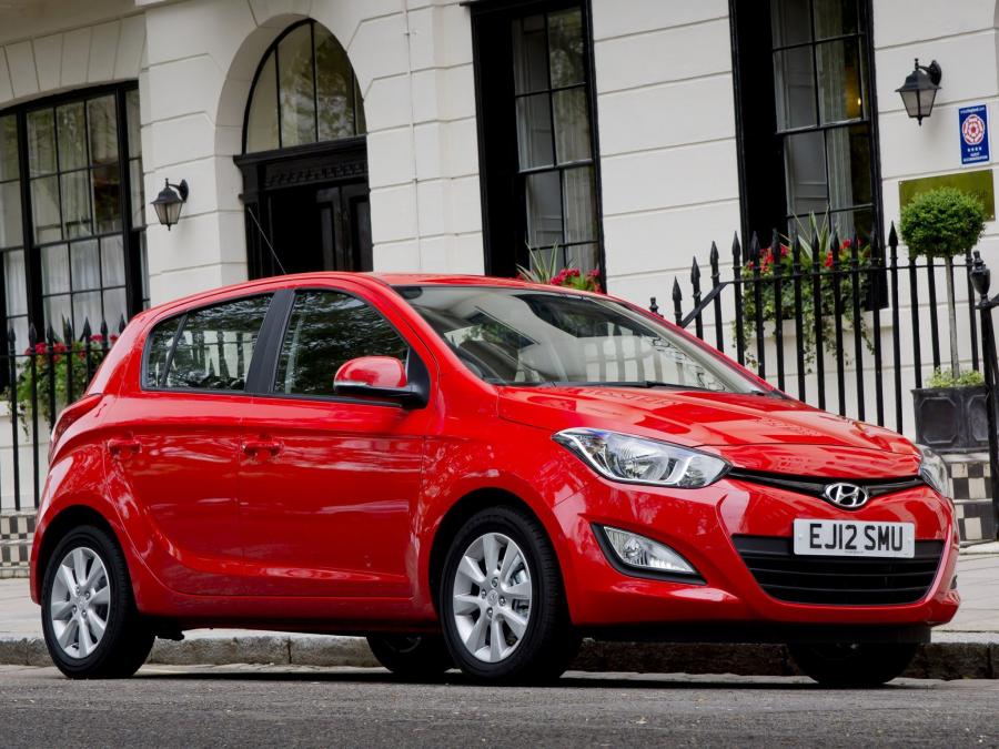  Hyundai i20 2012 года  (UK) (фото 3 из 7)